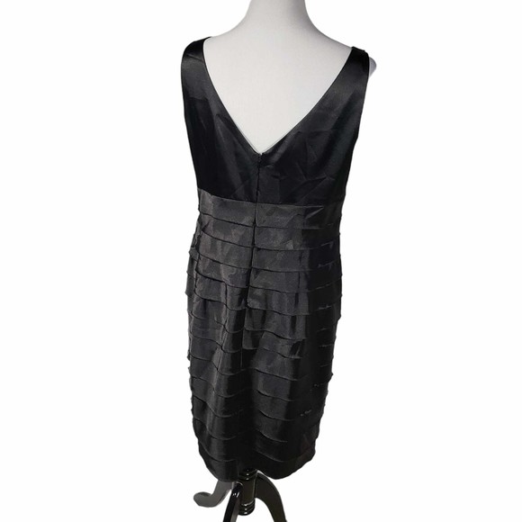 Jones New York women's size 14 Shiny Black Sleeveless Knee Length Dress - Picture 4 of 8